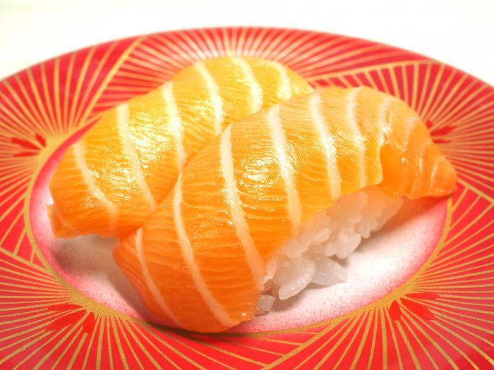 1. Salmon (Sake) Sushi (2 pcs).jpg